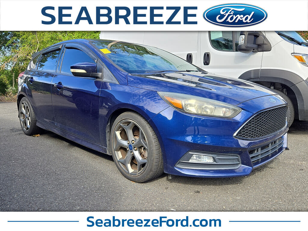 2016 FORD Focus