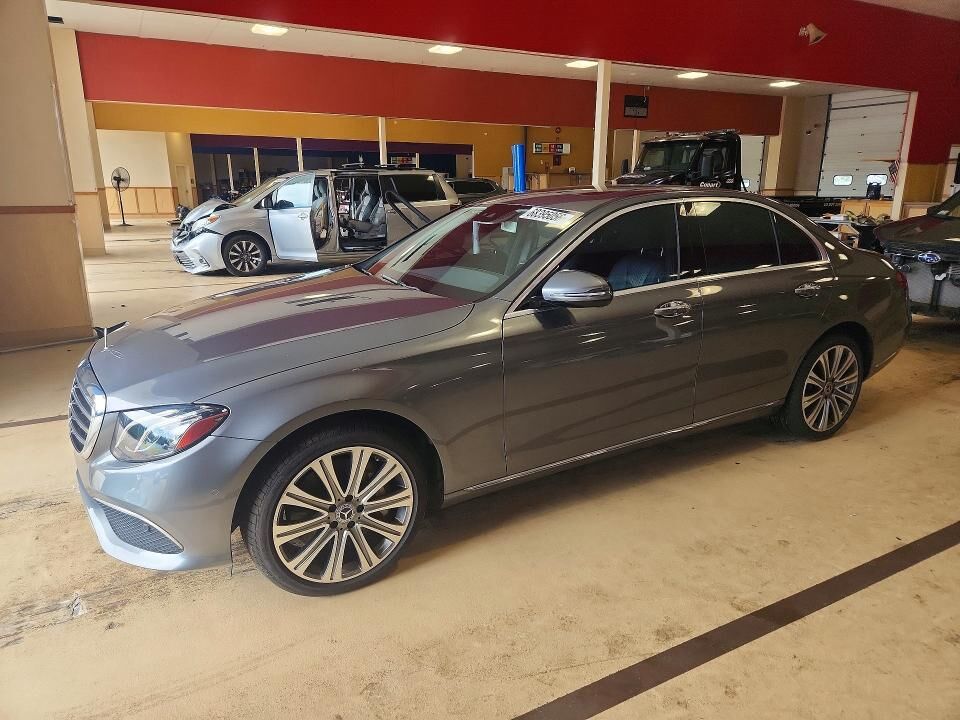 2018 MERCEDES-BENZ E-Class
