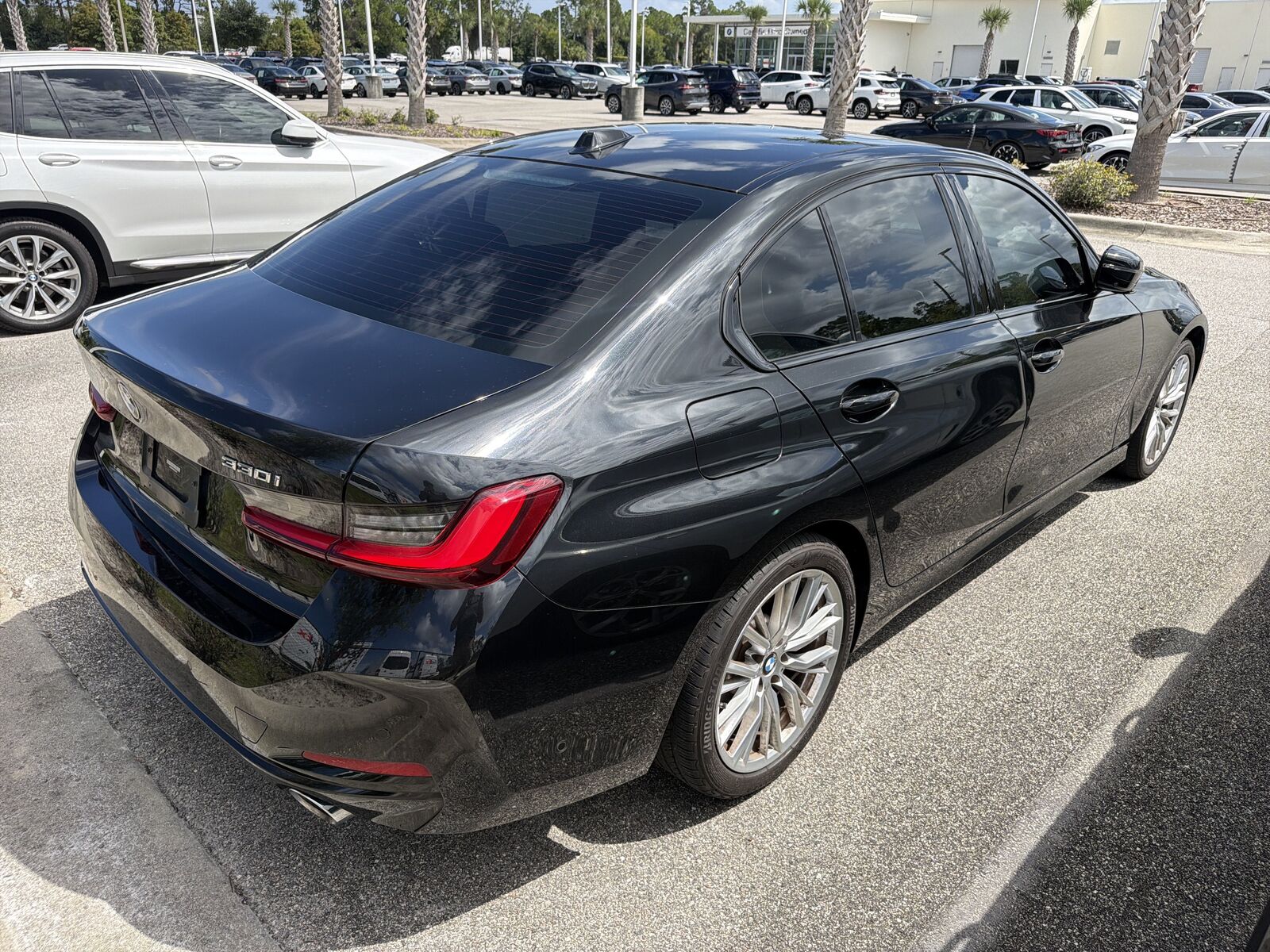 2023 BMW 330i