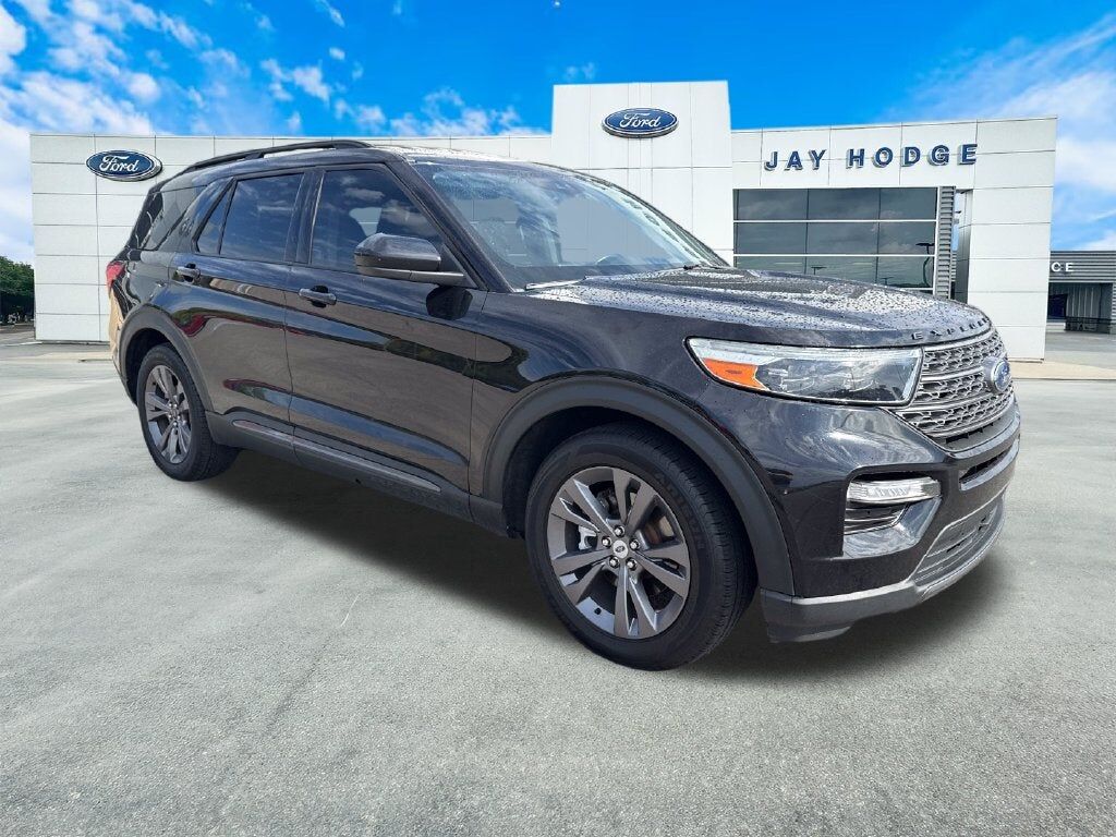2022 FORD Explorer