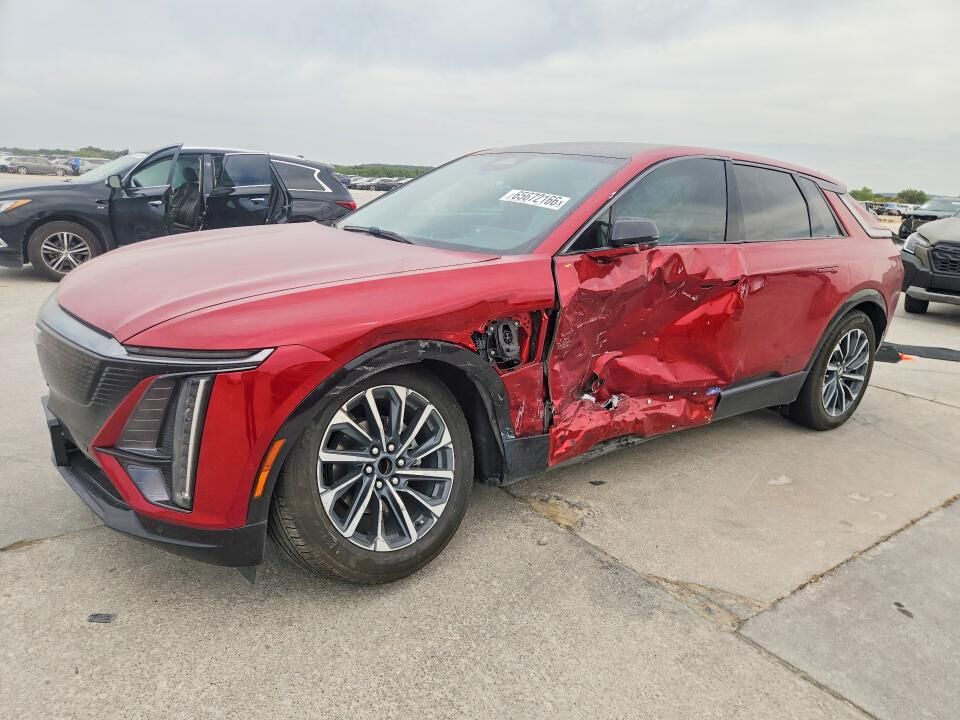 2024 CADILLAC Lyriq