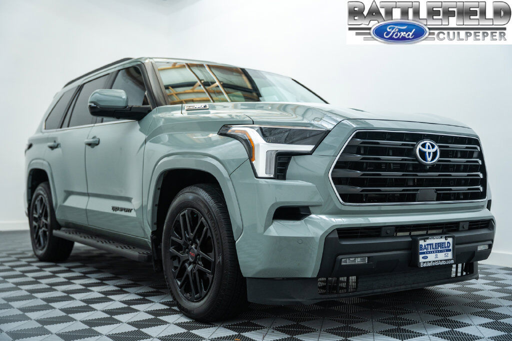 2024 TOYOTA Sequoia