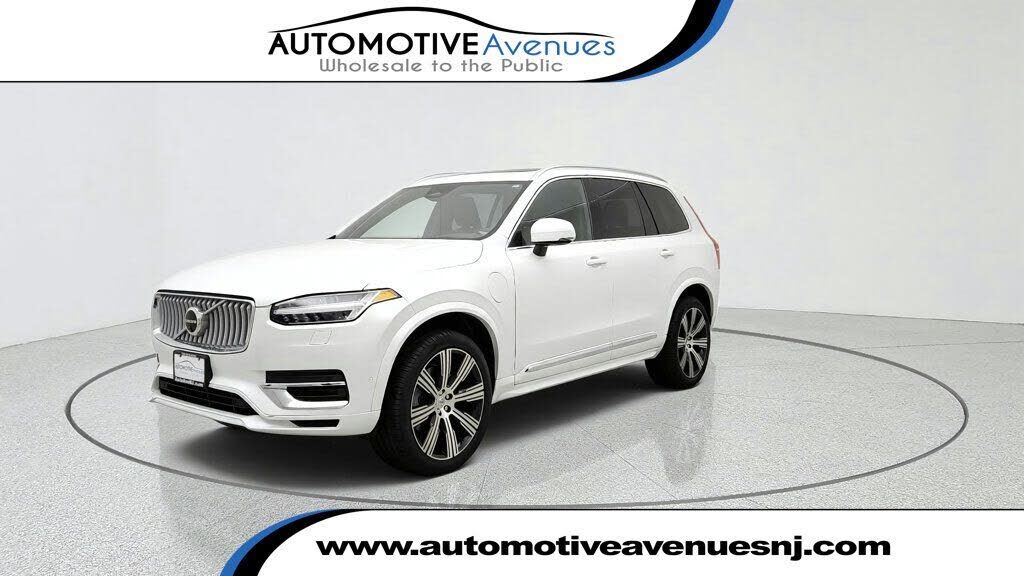 2025 VOLVO XC90