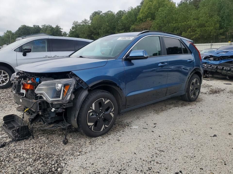 2023 KIA Niro