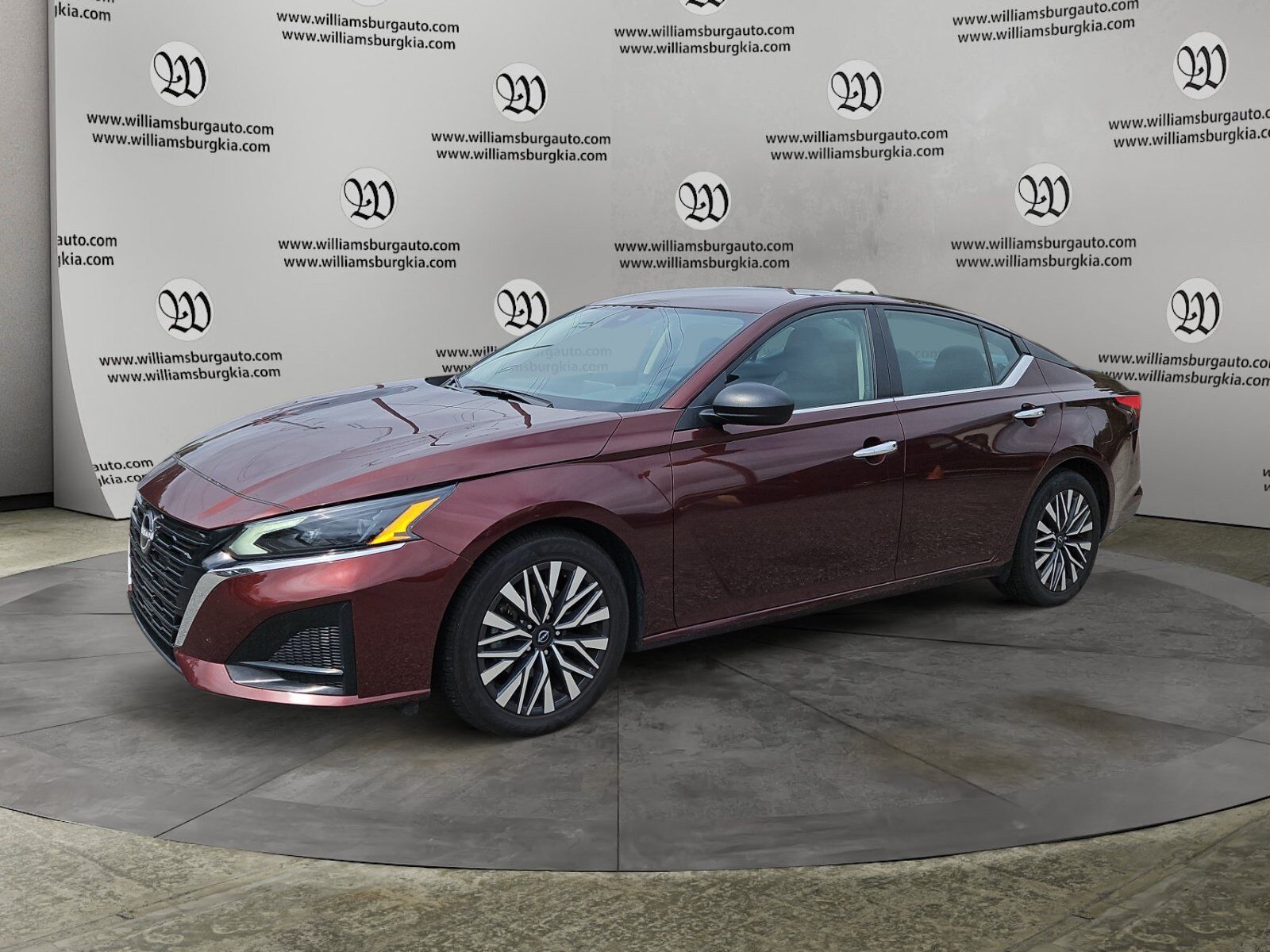 2025 NISSAN Altima