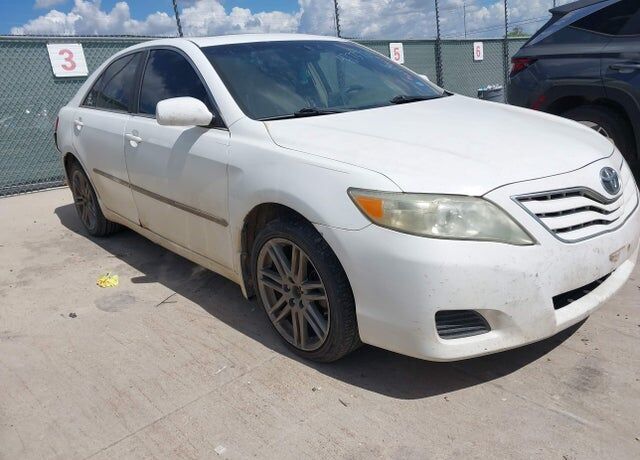 2010 TOYOTA Camry