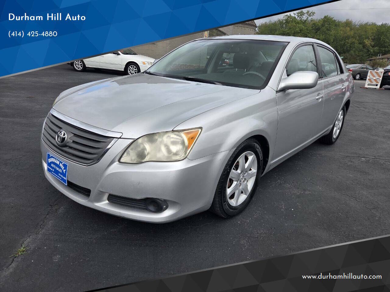 2010 TOYOTA Avalon
