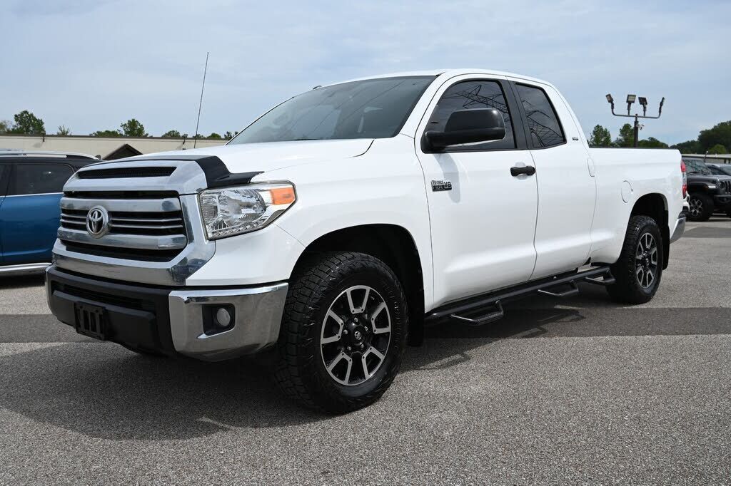 2016 TOYOTA Tundra
