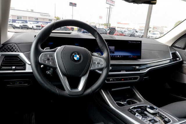 2026 BMW X7