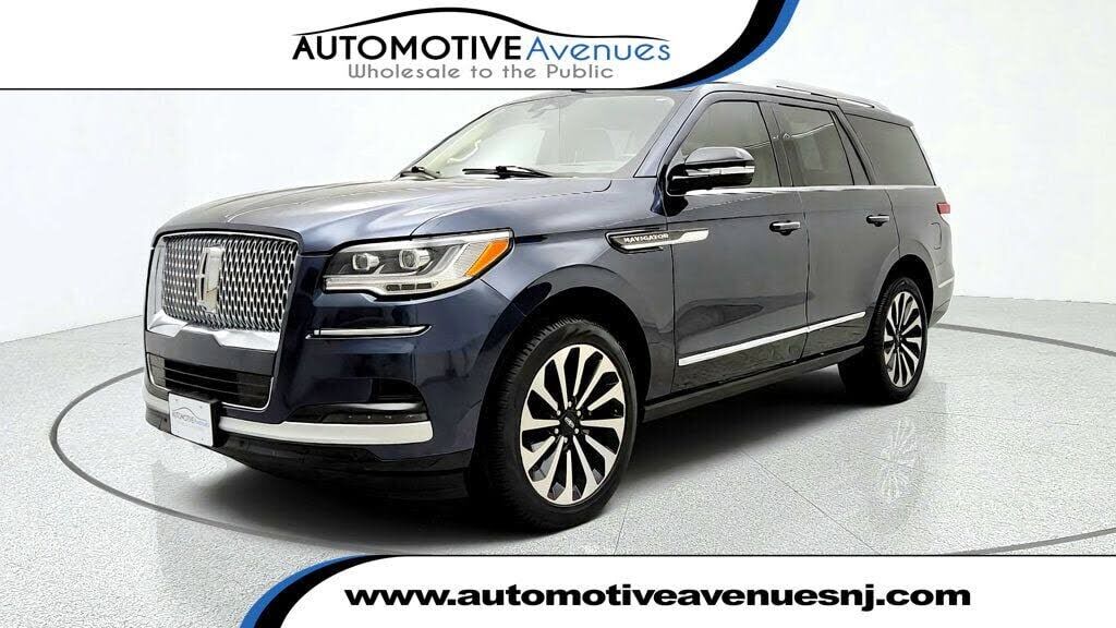 2022 LINCOLN Navigator