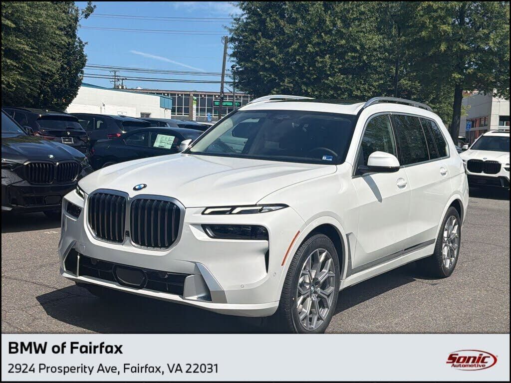 2027 BMW X7