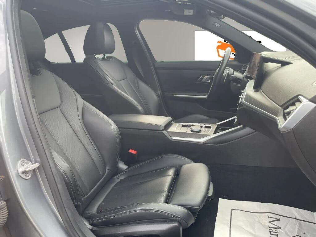 2023 BMW 330i
