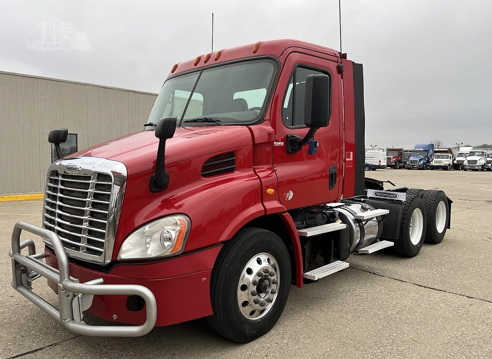 2015 FREIGHTLINER Cascadia