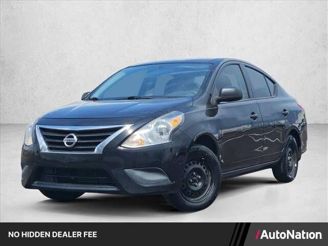 2015 NISSAN Versa
