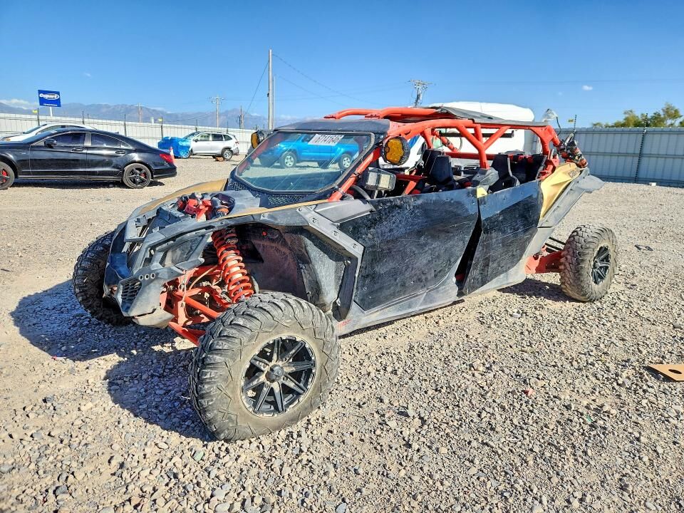 2017 CAN-AM Maverick X3