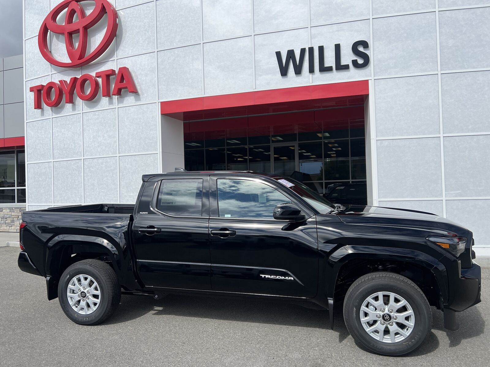 2026 TOYOTA Tacoma