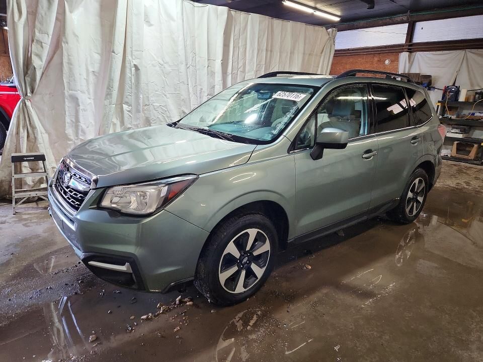 2017 SUBARU Forester