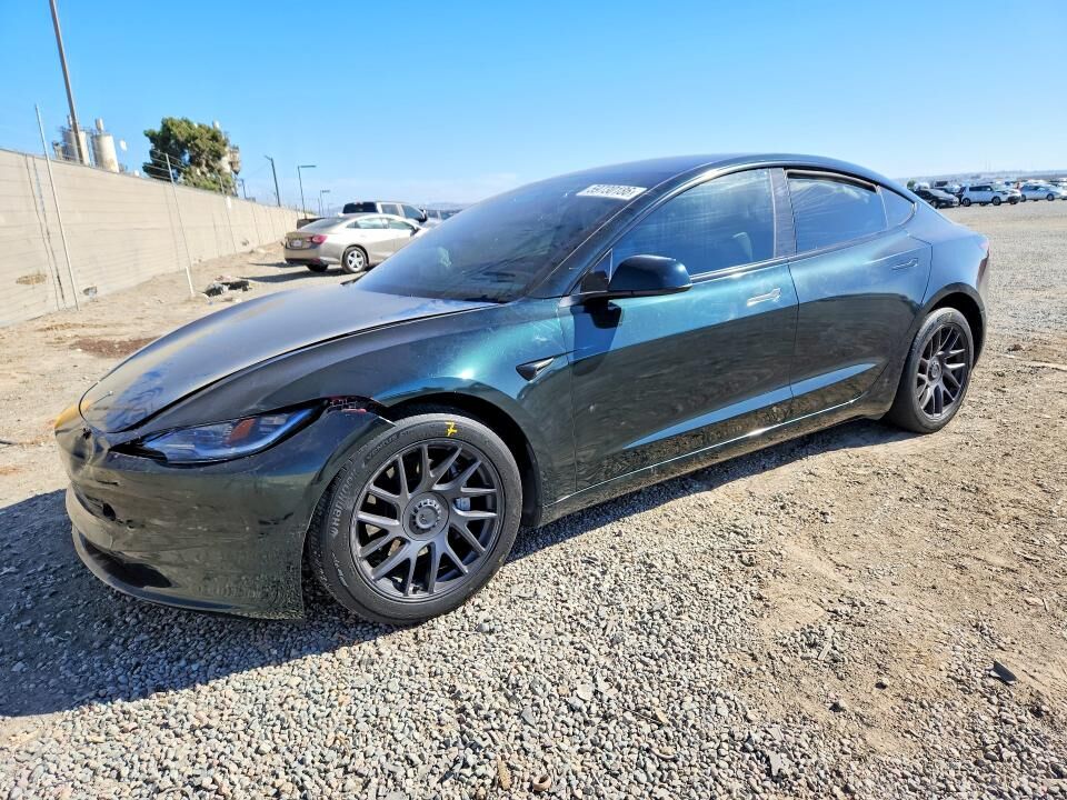 2024 TESLA Model 3