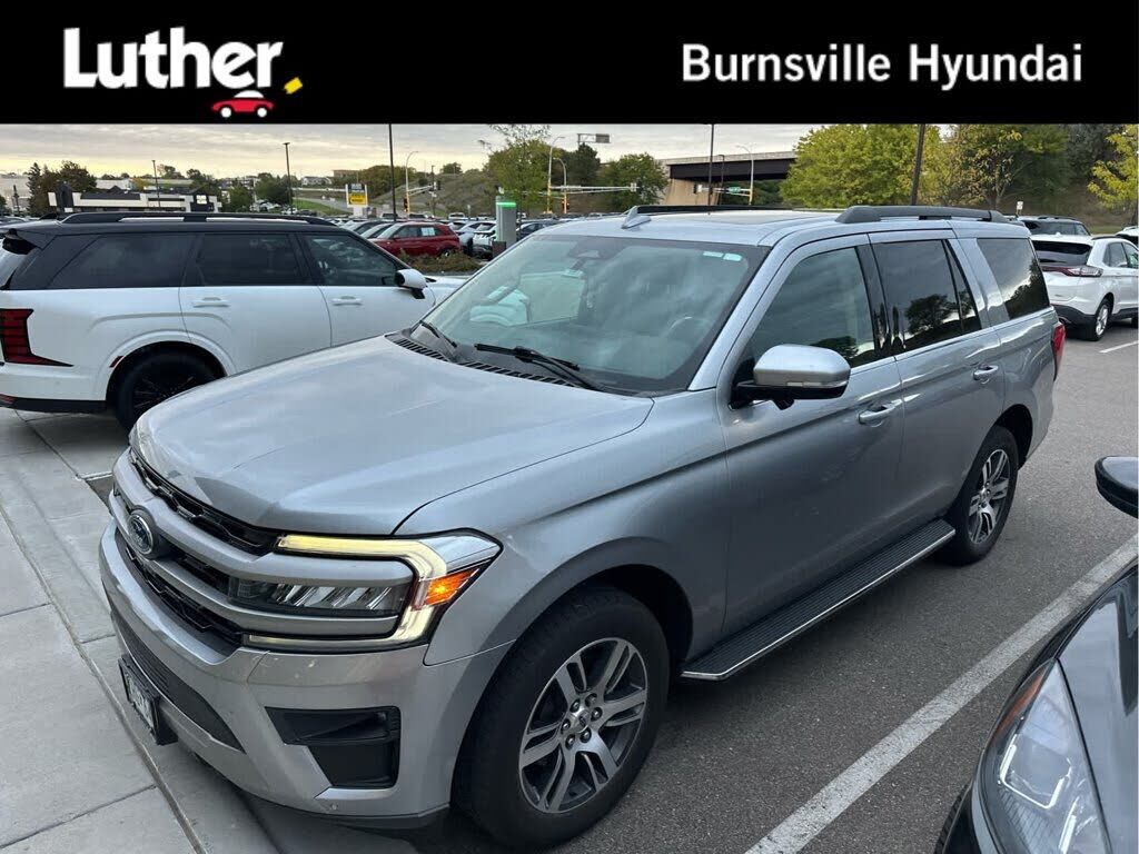 2022 FORD Expedition