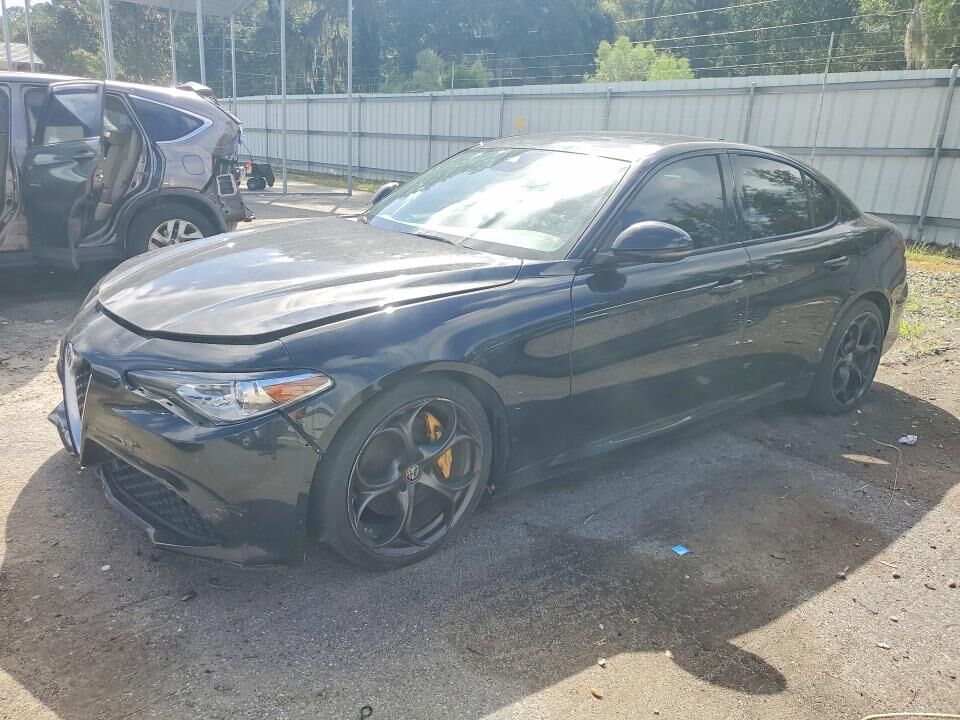 2017 ALFA ROMEO Giulia