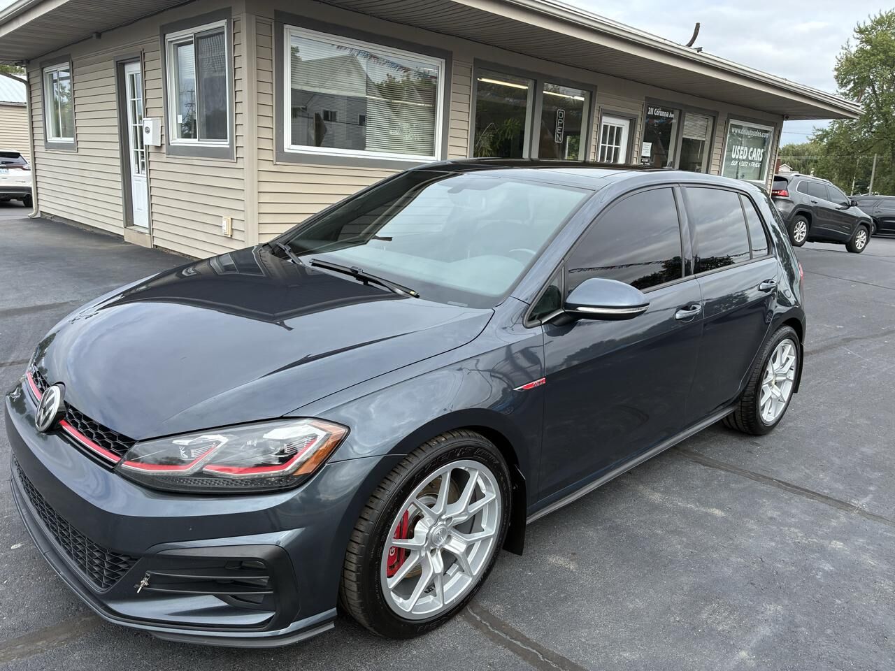 2018 VOLKSWAGEN Golf GTI