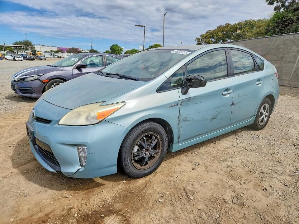 2013 TOYOTA PRIUS