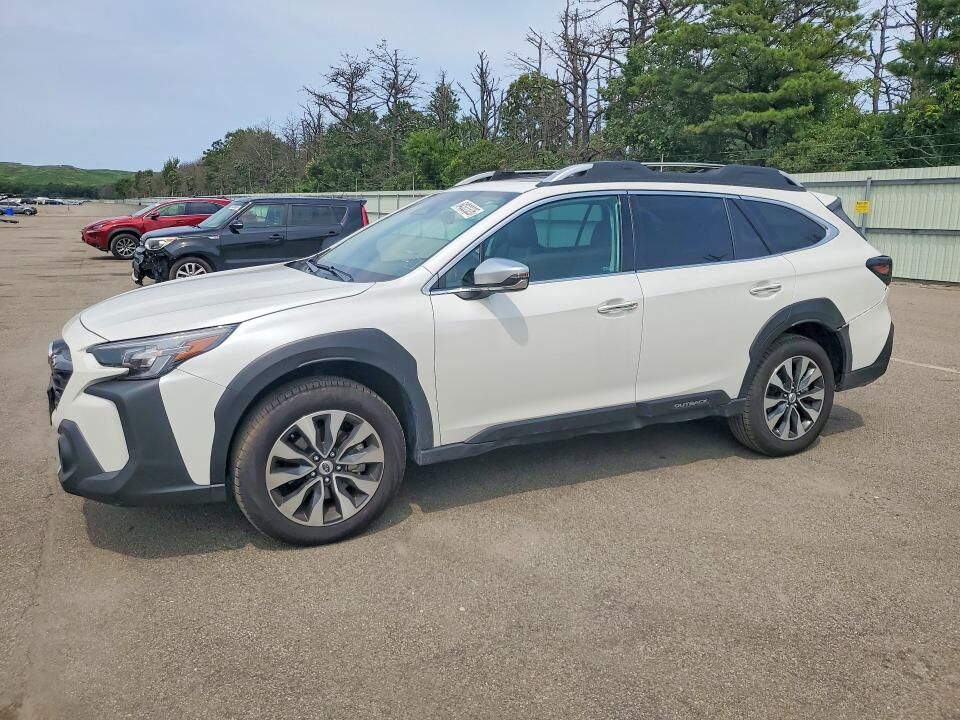 2025 SUBARU Outback