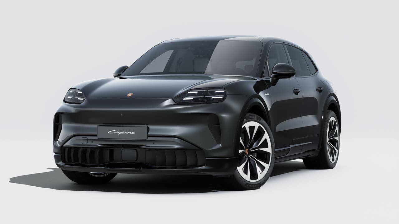 2026 PORSCHE Cayenne