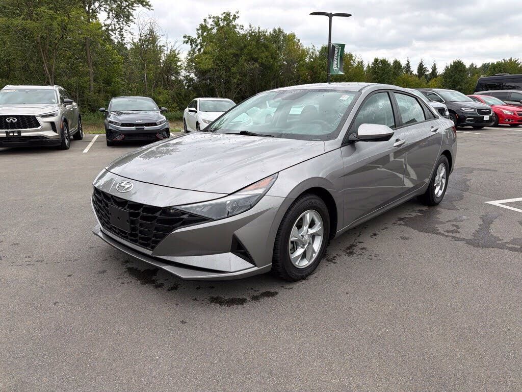 2023 HYUNDAI Elantra
