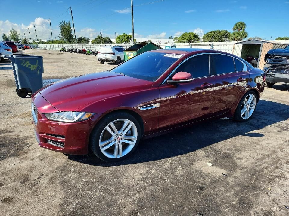 2017 JAGUAR XE