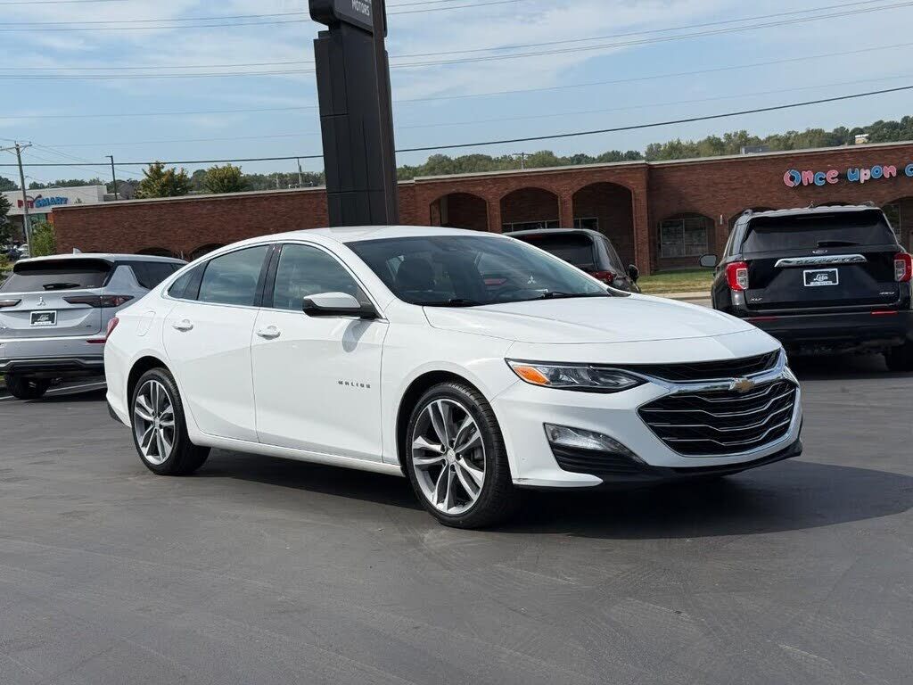 2024 CHEVROLET Malibu