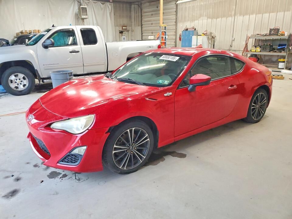 2013 TOYOTA Scion