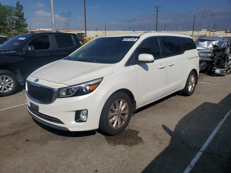 2015 KIA Sedona