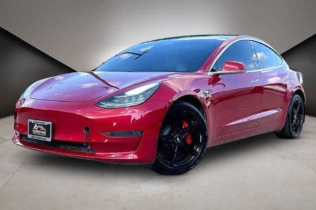 2018 TESLA Model 3