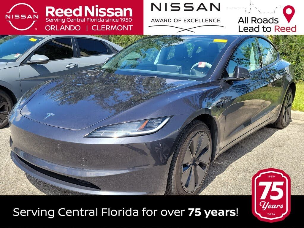 2025 TESLA Model 3
