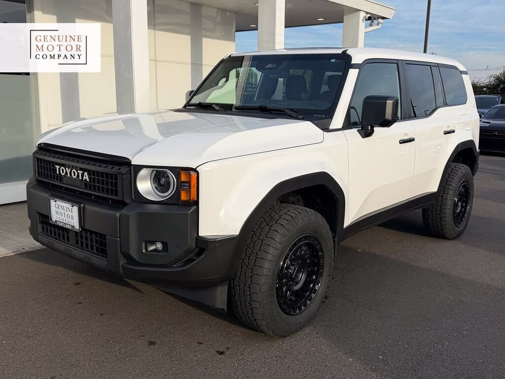 2025 TOYOTA Land Cruiser
