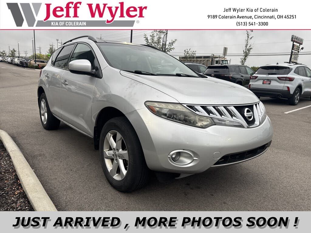 2010 NISSAN Murano