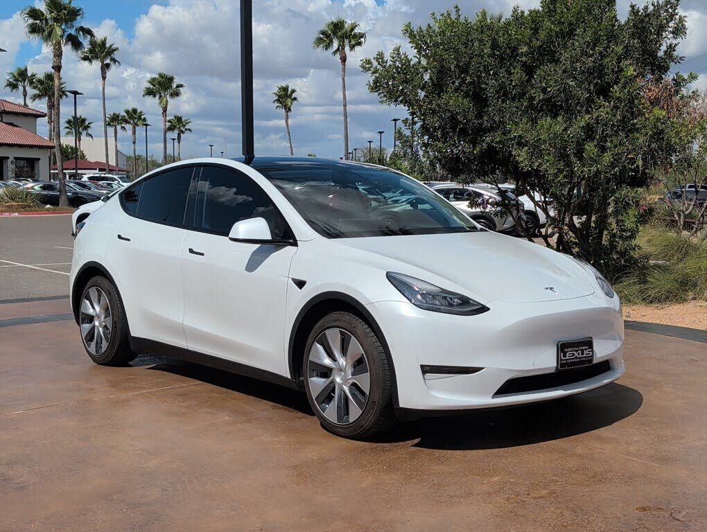 2021 TESLA Model Y