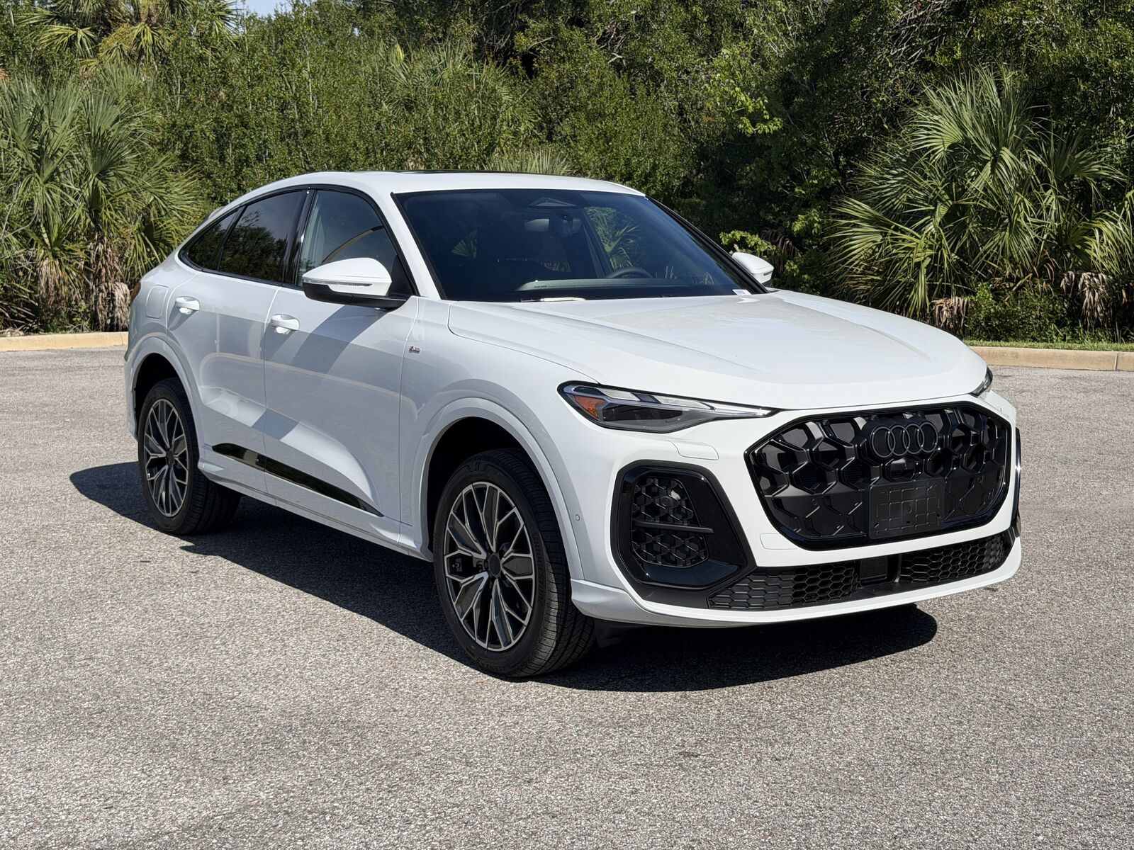 2026 AUDI SQ5
