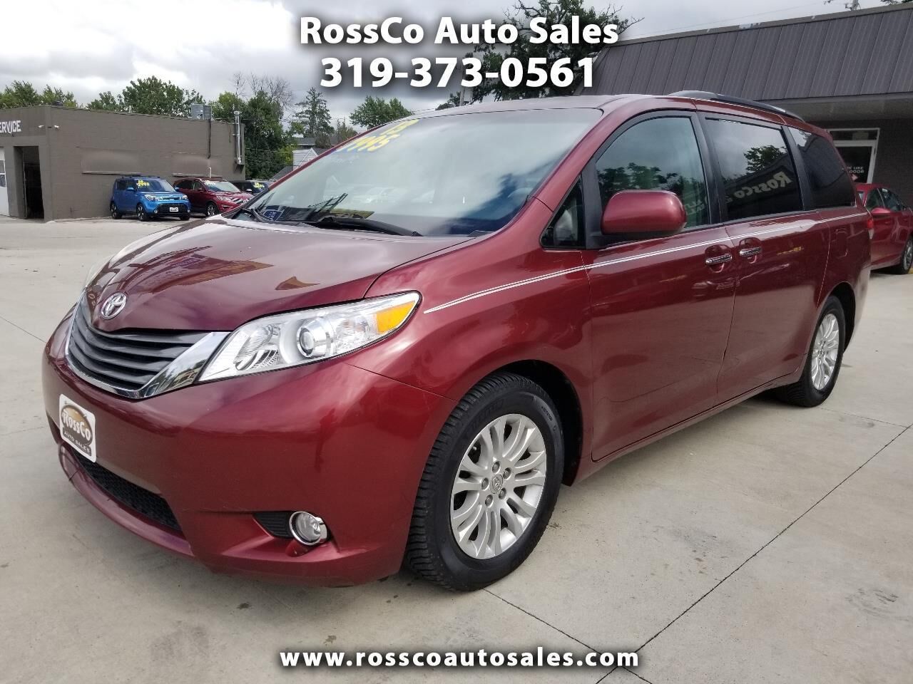 2013 TOYOTA Sienna