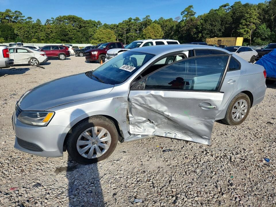 2012 VOLKSWAGEN Jetta
