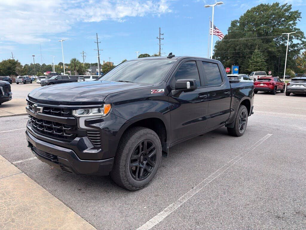 2024 CHEVROLET Silverado