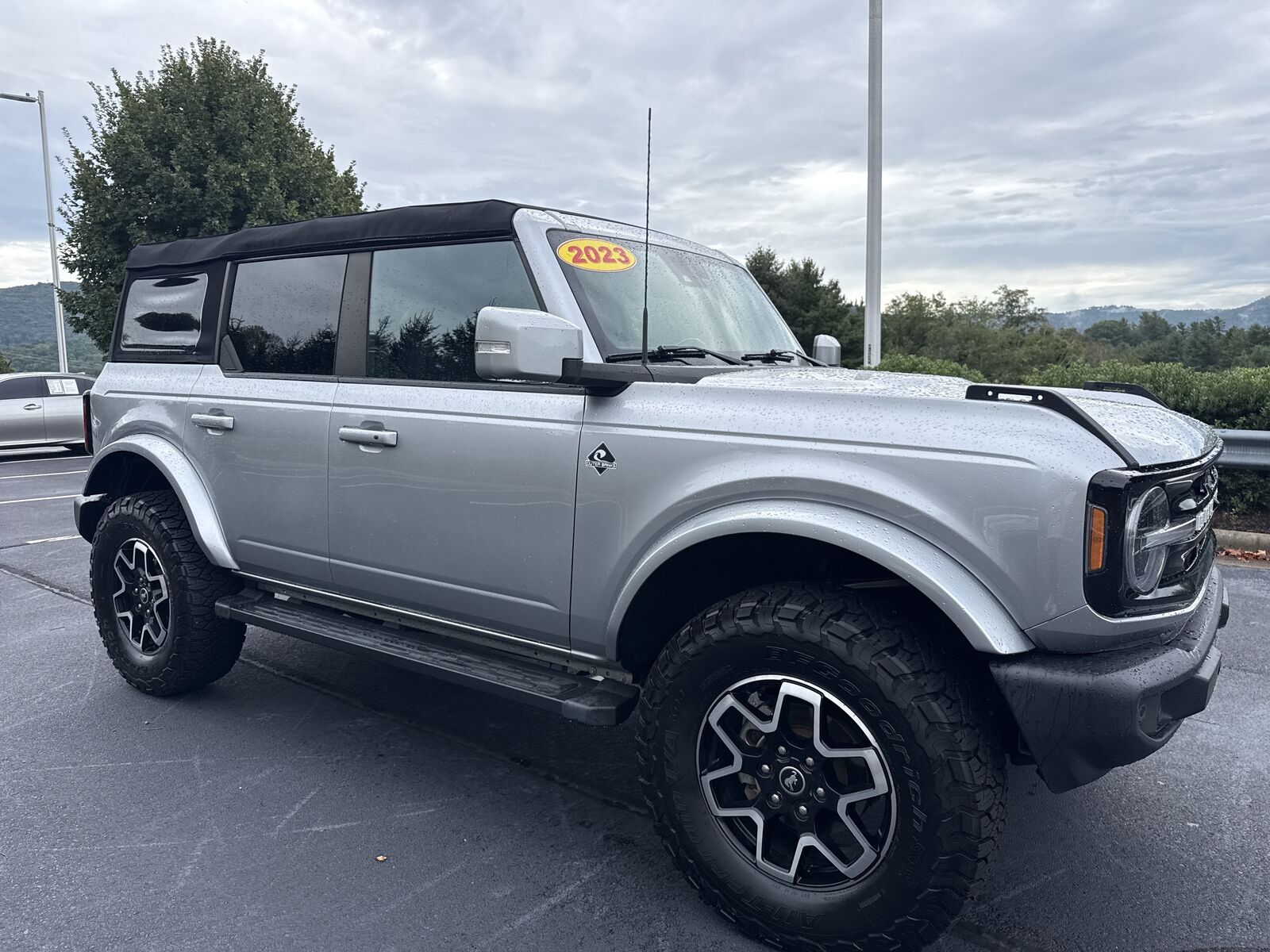 2023 FORD Bronco