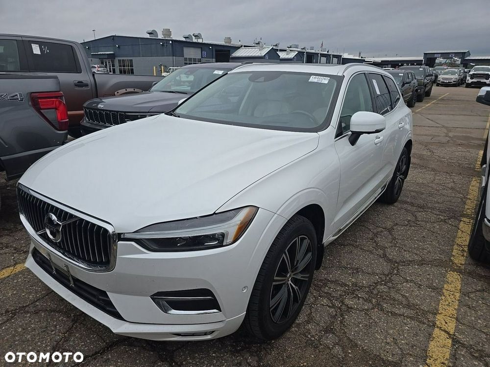 2021 VOLVO XC60