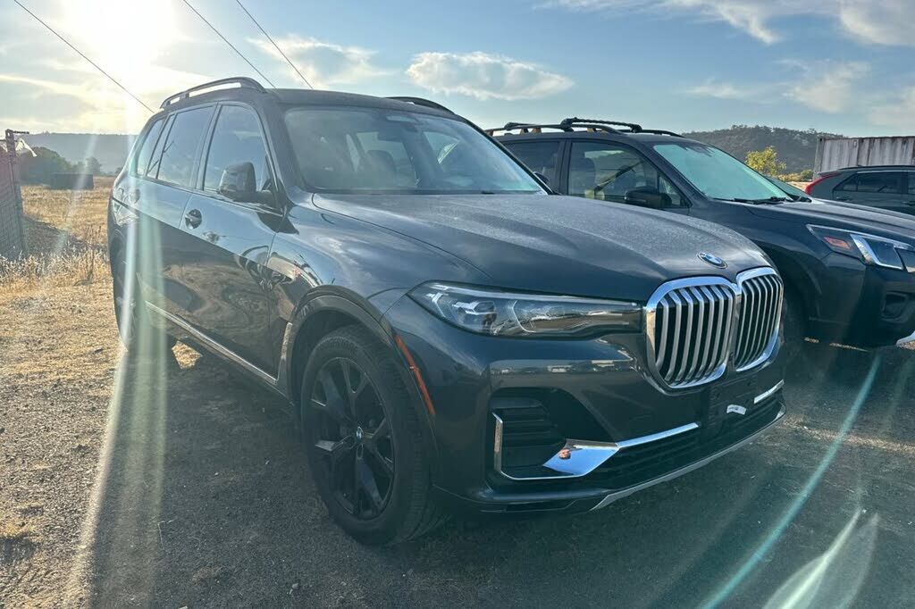 2021 BMW X7