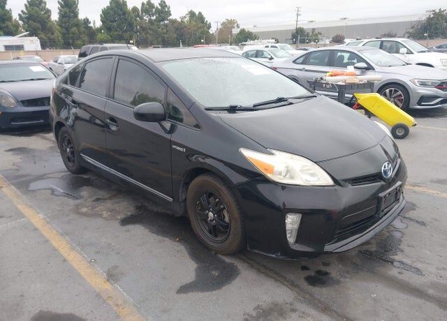 2015 TOYOTA PRIUS