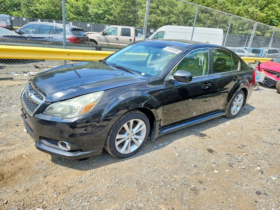 2013 SUBARU Legacy