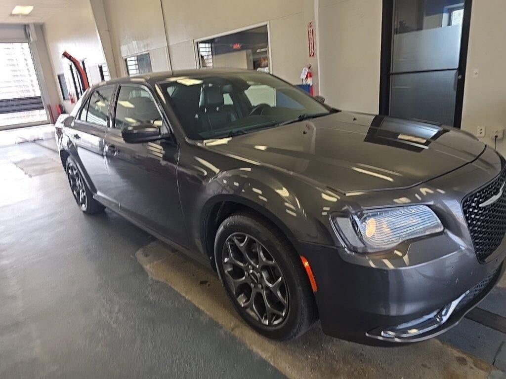 2015 CHRYSLER 300