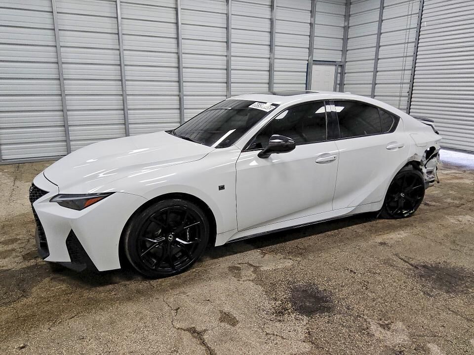 2025 LEXUS IS