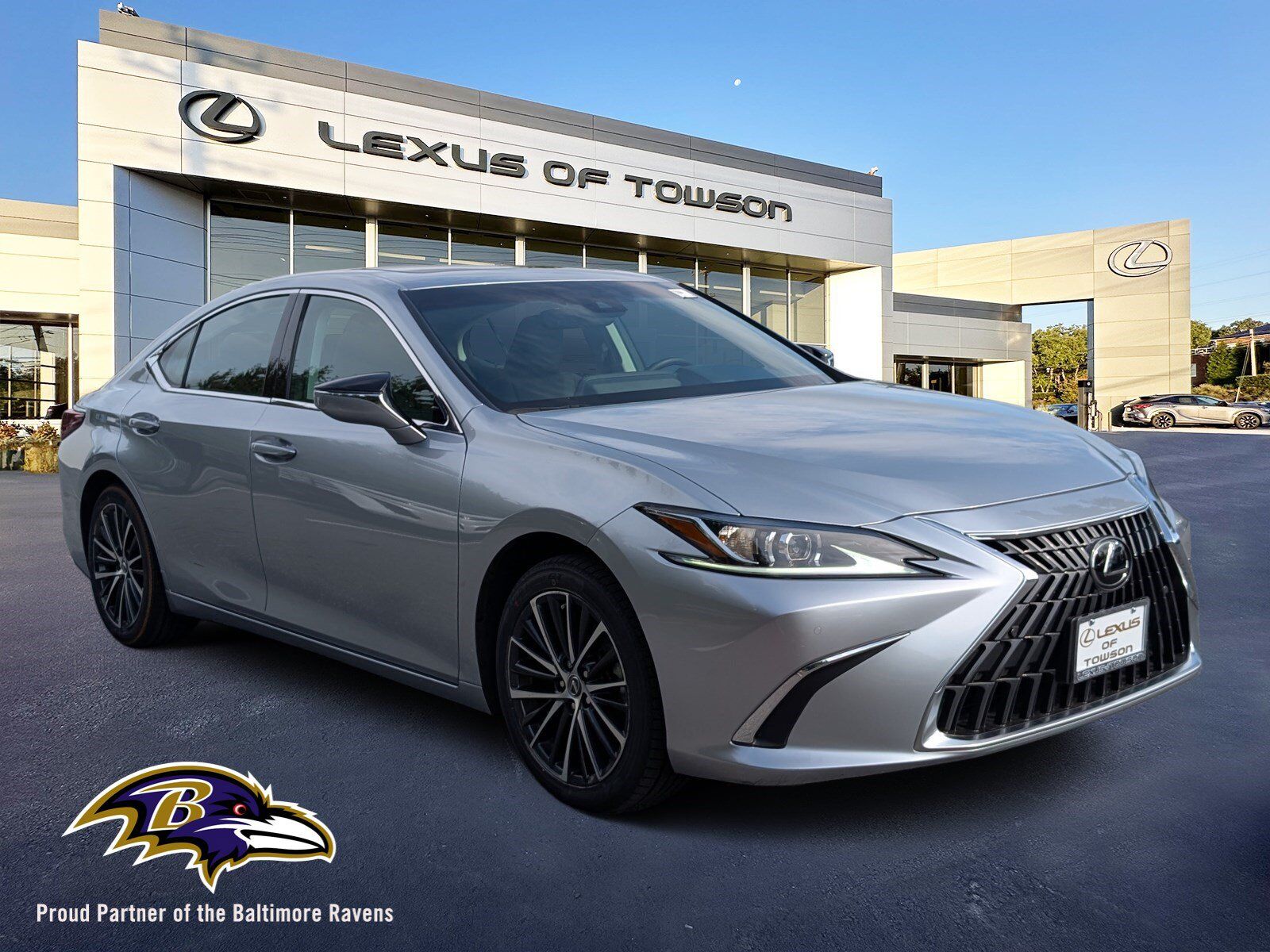 2024 LEXUS ES